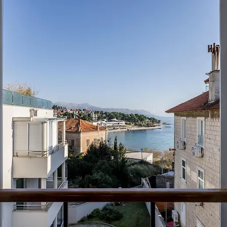 Luxury Draga Apartamento *